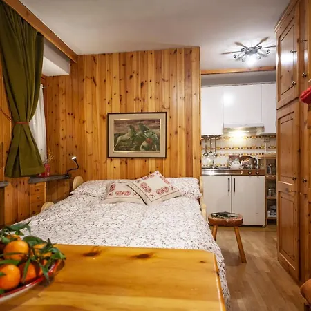 Casa-chalet, In Centro A Courmayeur! كورمايور