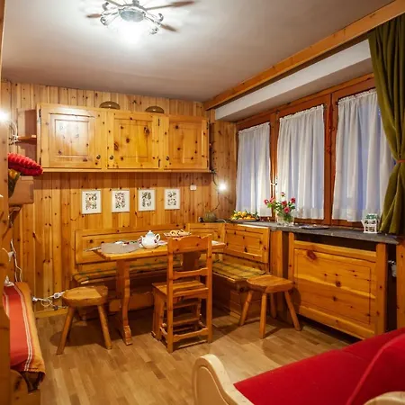 Casa-chalet, In Centro A Courmayeur! *