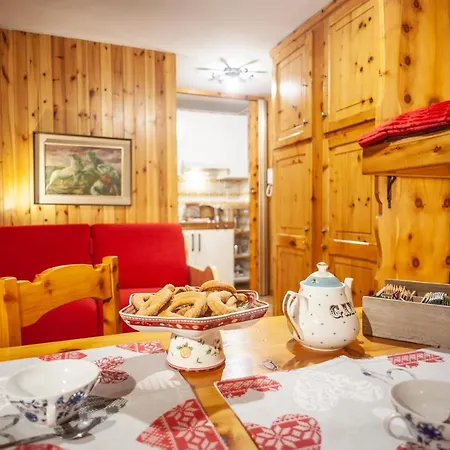 Casa Chalet Centro, Piste E Parcheggio *