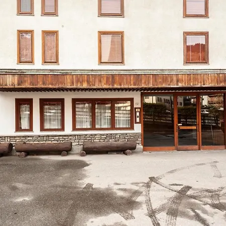 Apartment Casa-chalet, In Centro A Courmayeur!