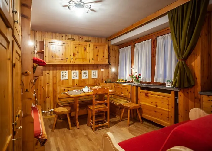 Casa-chalet, In Centro A Courmayeur! *